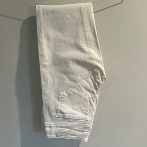 Paige Skyline Ankle Peg Jeans - white